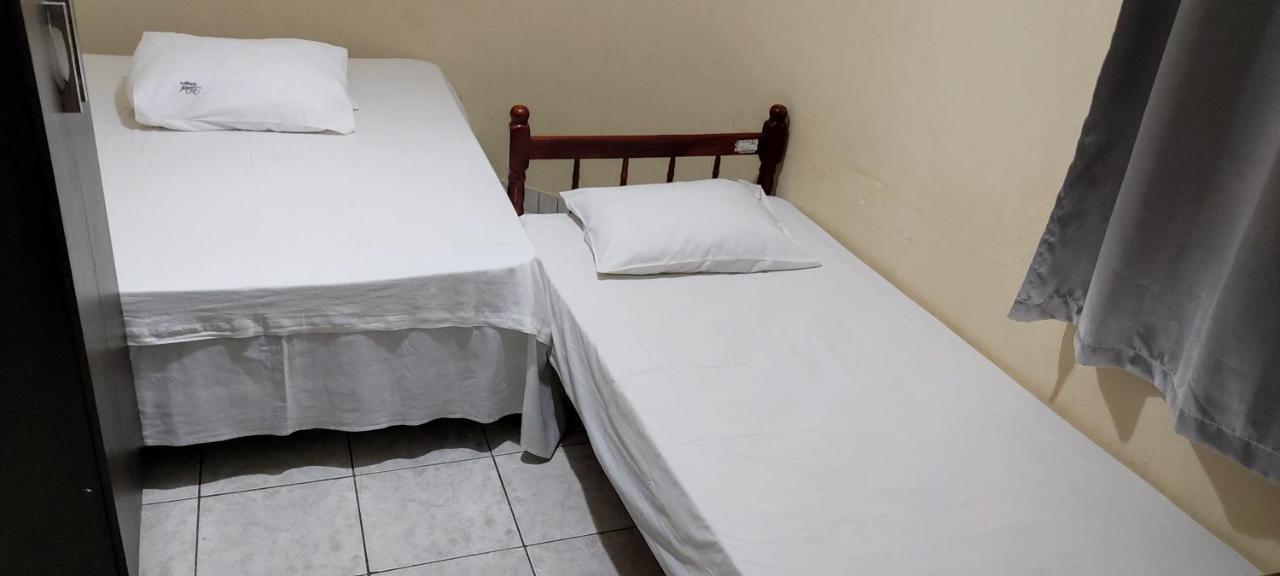 Hotel Gringos Лондріна Екстер'єр фото